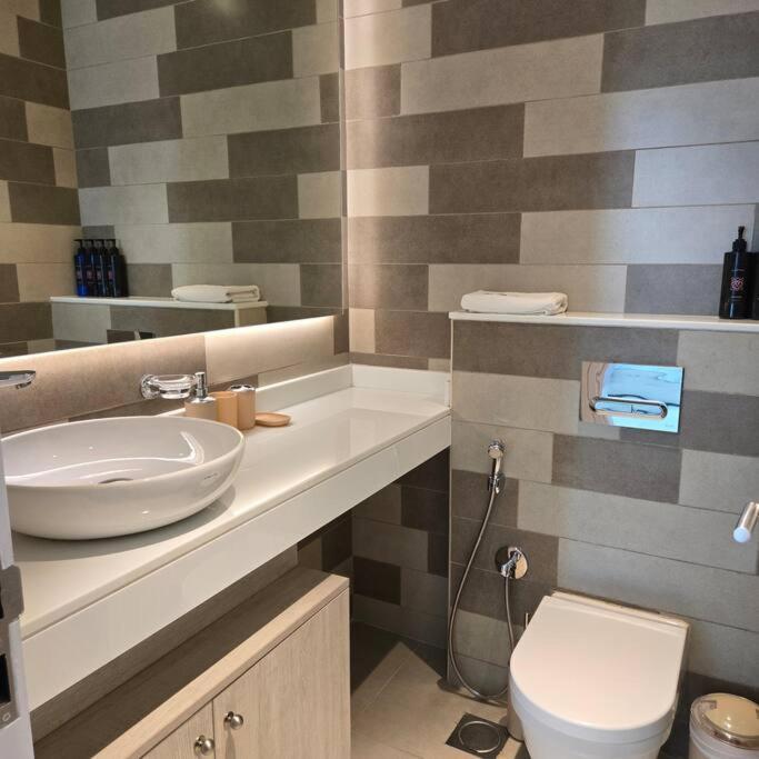 1 Bedroom 65M2, Infinity Pool, West Beach, Noise Insulation Dubaï Extérieur photo